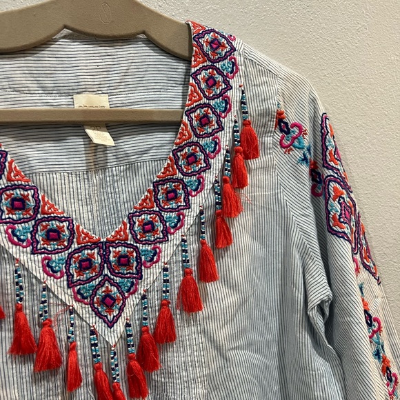 Chico’s Pin Striped 100%Cotton Tassel Trim Top, Chico’s Size 2P-US Medium Petite - Picture 5 of 11